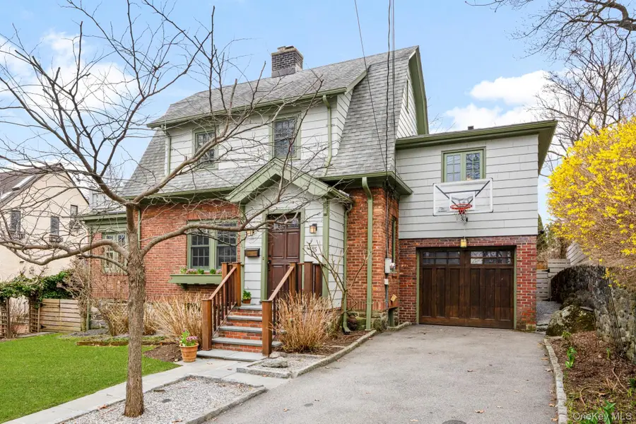 35 Wildwood Road, New Rochelle, NY 10804 - #2