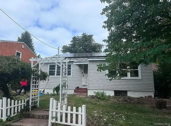 2 Margaret Lane, Huntington, NY 11743