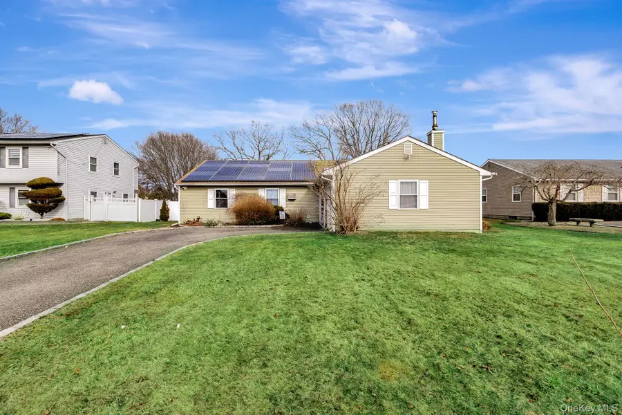 39 Frost Valley Drive, East Patchogue, NY 11772 - #3