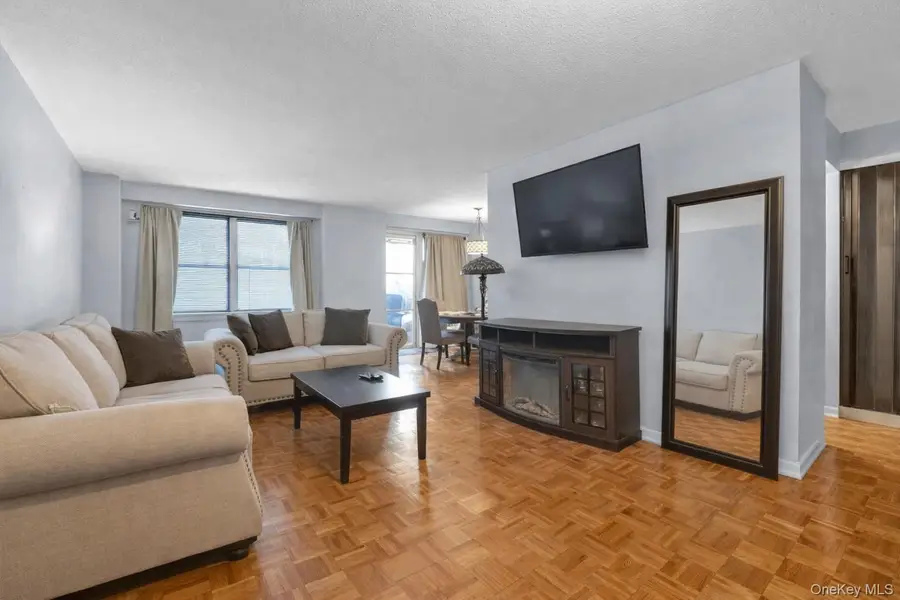 2550 Olinville Avenue #2H, Bronx, NY 10467 - #3