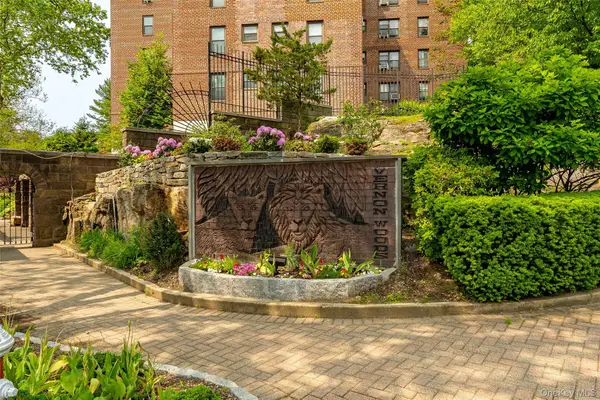 98 Pearsall Drive #1A, Mount Vernon, NY 10552