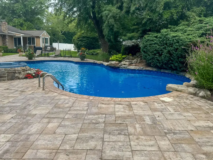 23 Astro Place, Dix Hills, NY 11746 - #2