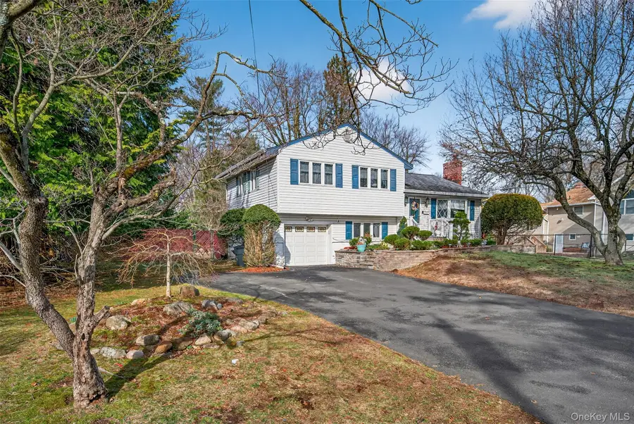 7 Sterling Place, New City, NY 10956 - #3