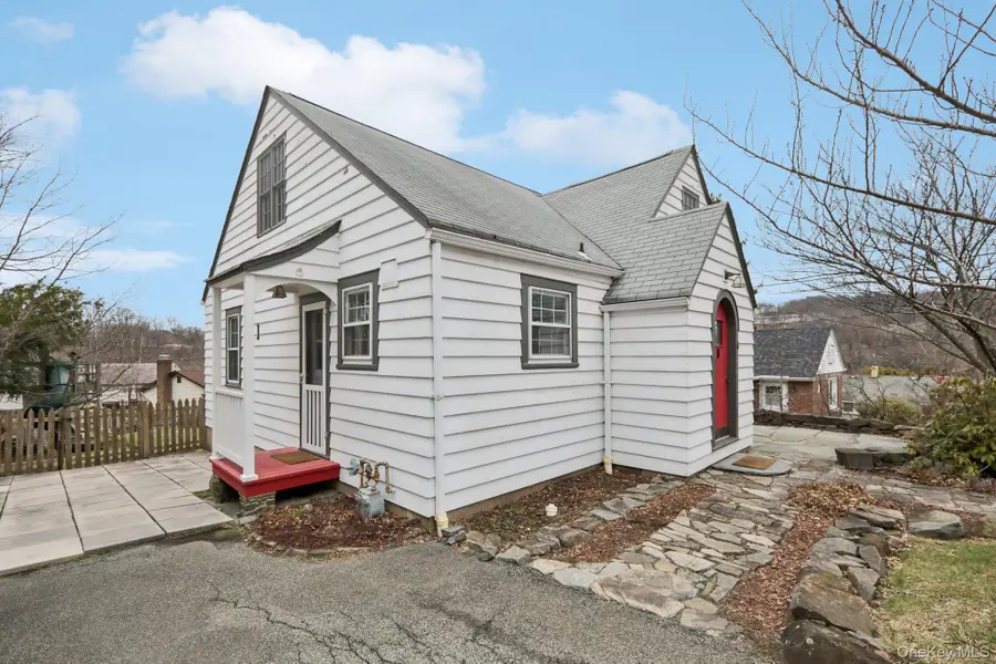 4 Hall Avenue, Nyack, NY 10960 - #2