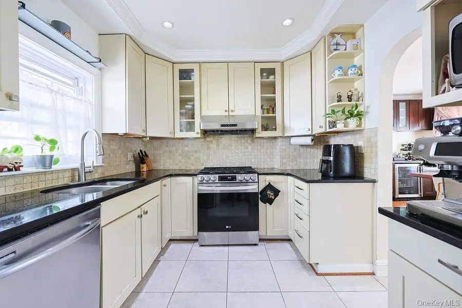 45-25 168th Street, Flushing, NY 11358 - #3