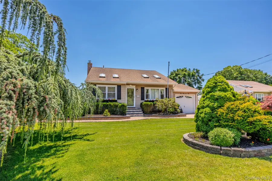 210 Norwood Avenue, Port Jefferson Station, NY 11776 - #2