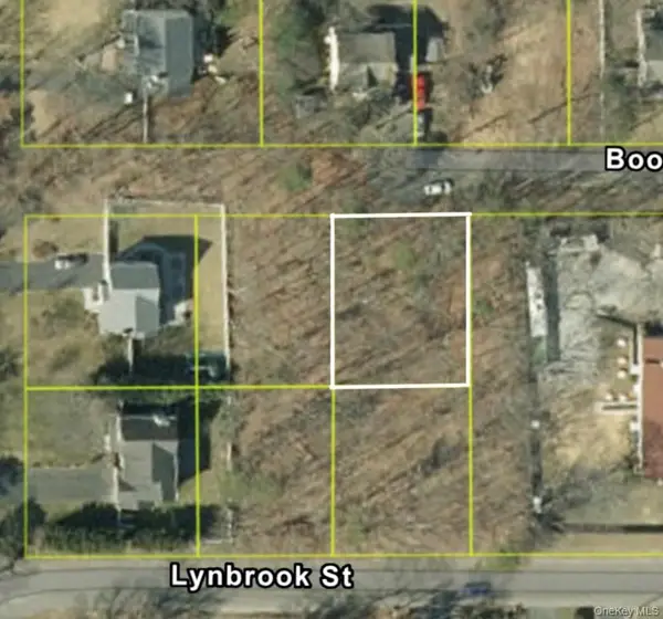 Booth Street, Centereach, NY 11720