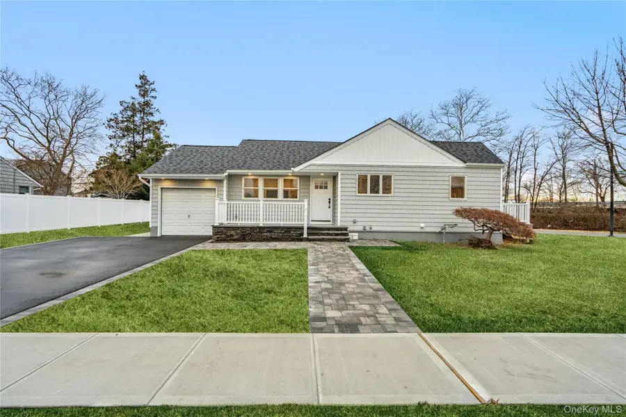 2 Mohegan Drive, Massapequa, NY 11758 - #2