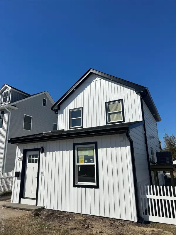 36 Kildare Road, Island Park, NY 11558