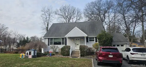 55 Sherwood Drive, Nanuet, NY 10954