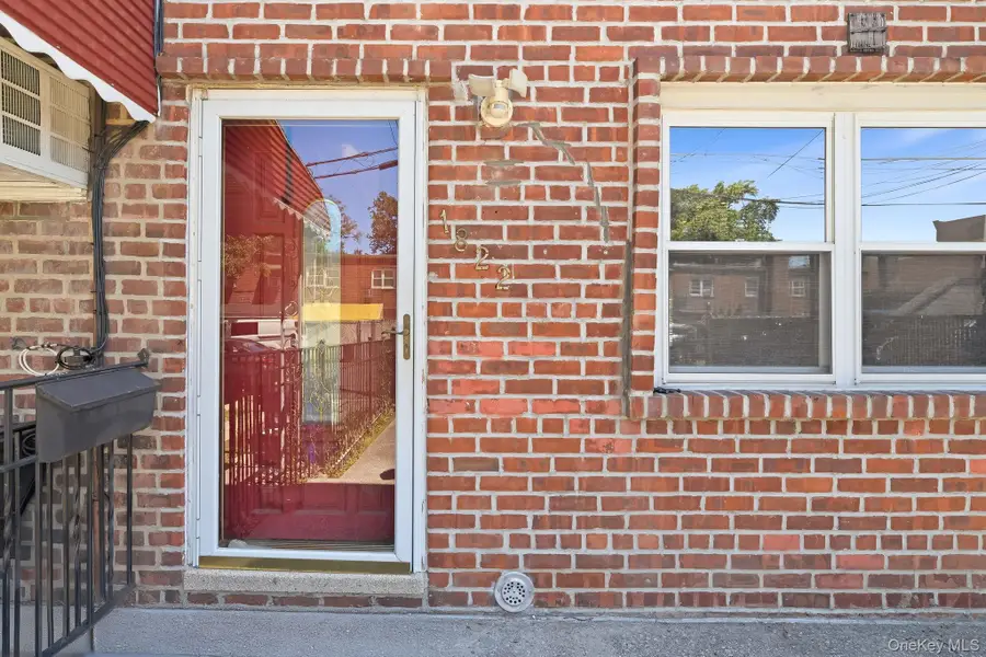1822 Delancey Place, Bronx, NY 10462 - #3