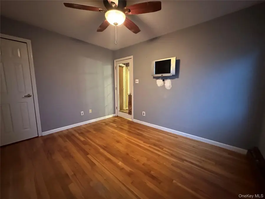 30 Poplar Avenue, Farmingdale, NY 11735 - #2