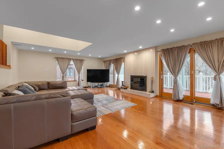 217-63 Corbett Road, Bayside, NY 11361 - #2