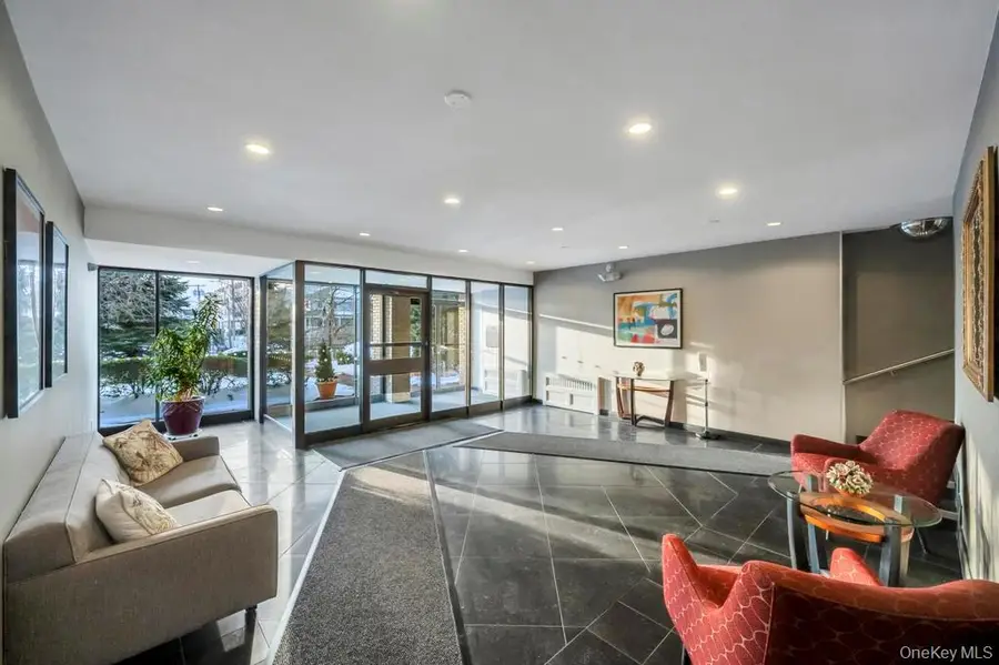 2 Birchwood Court #3D, Mineola, NY 11501 - #3