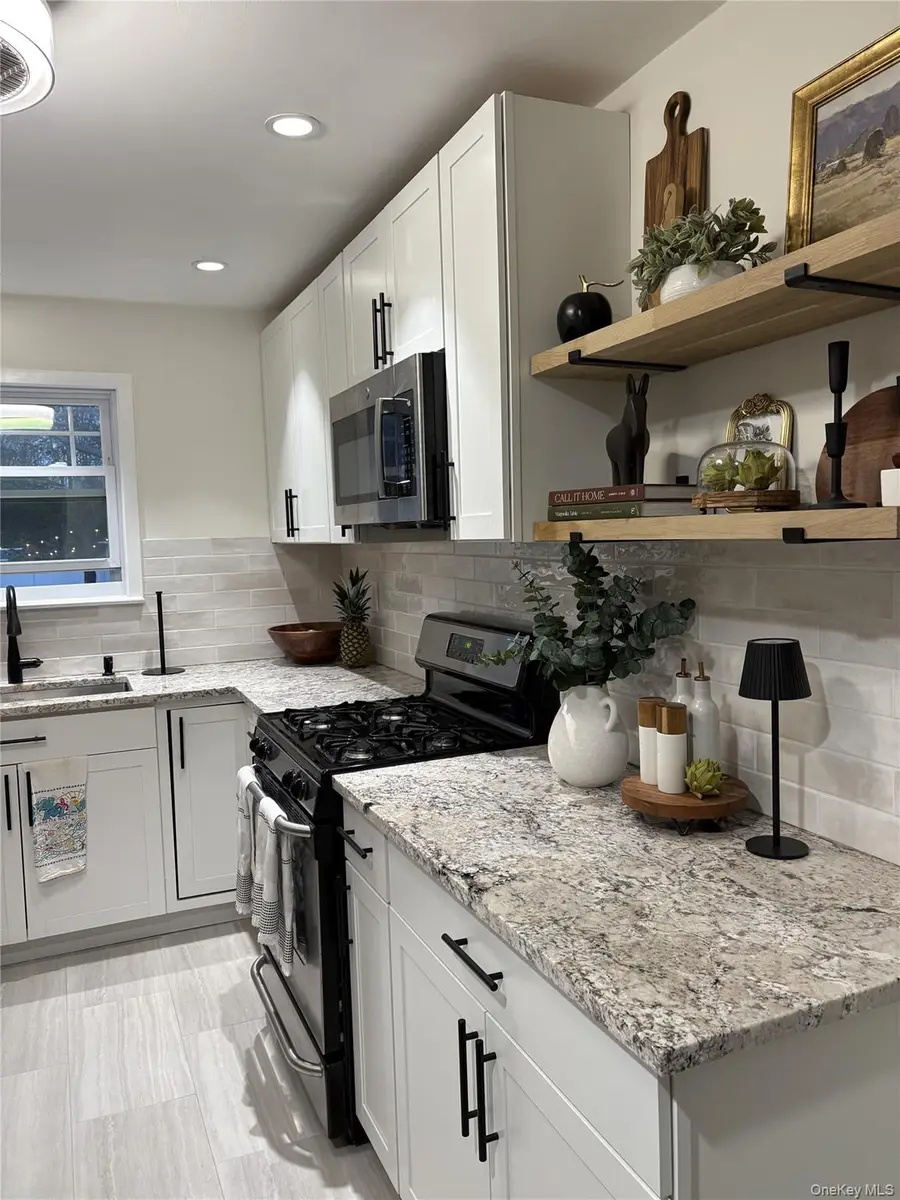 43 Fair Harbor Drive Drive #43 Building 3, Patchogue, NY 11772 - #2