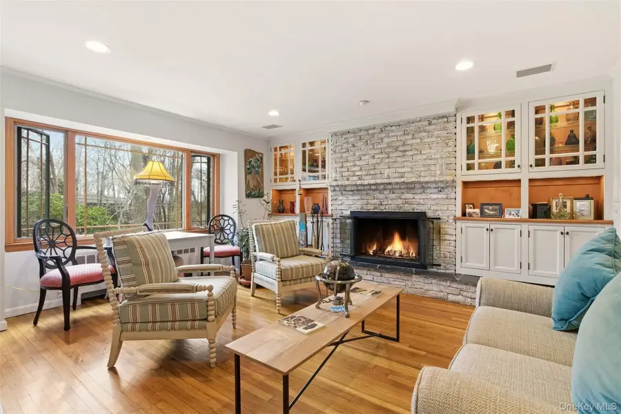 5 Cherrylawn Lane, Northport, NY 11768 - #3