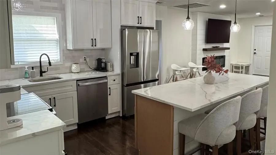 43 W Shore Road, Oakdale, NY 11769 - #3