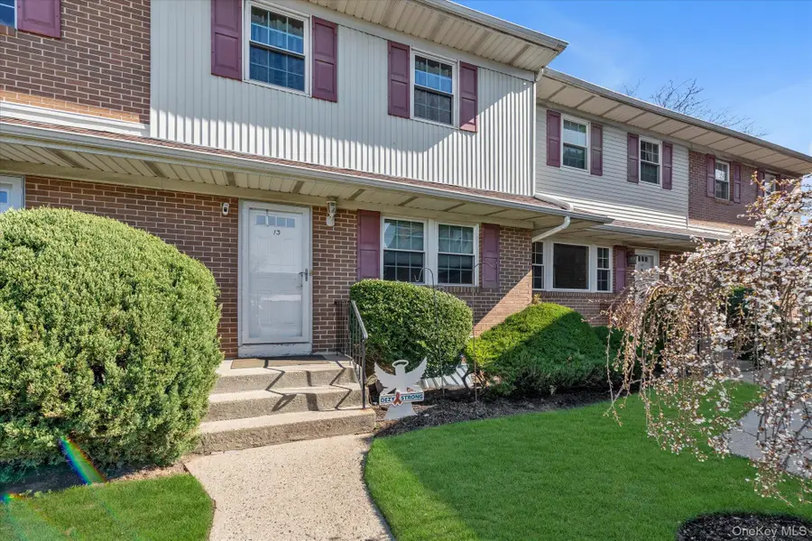 815 Franklin Avenue #13, Valley Stream, NY 11580 - #2