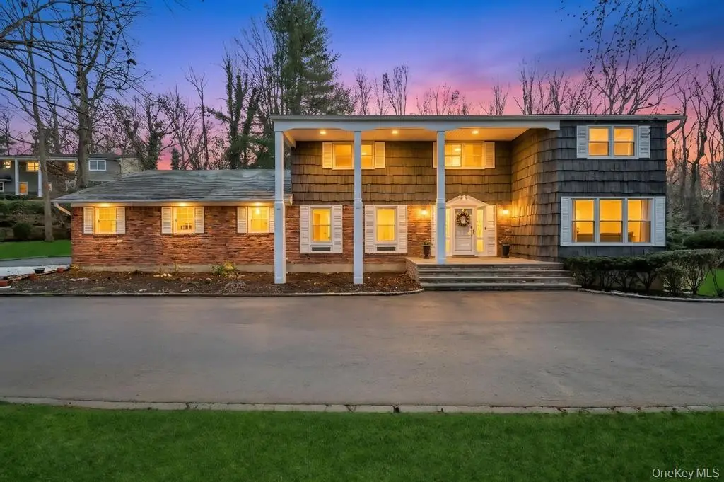 10 Hunting Hill Road, Woodbury, NY 11797 - #1