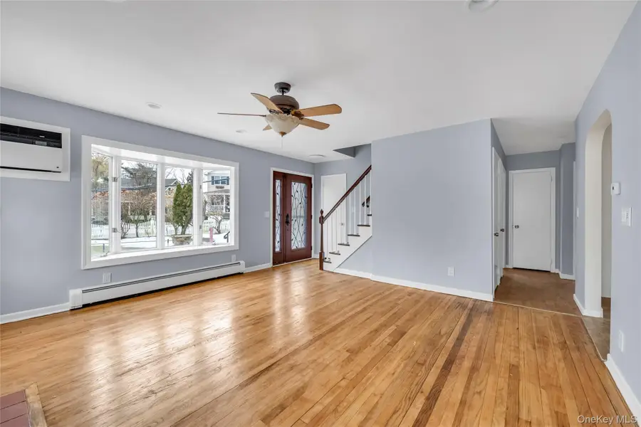 29 Glen Cove Drive, Glen Head, NY 11545 - #2