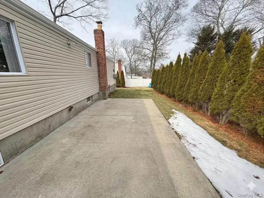 373 Port Avenue, Ronkonkoma, NY 11779 - #2