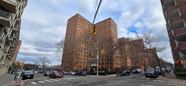 9905 63rd Drive #3O, Rego Park, NY 11374