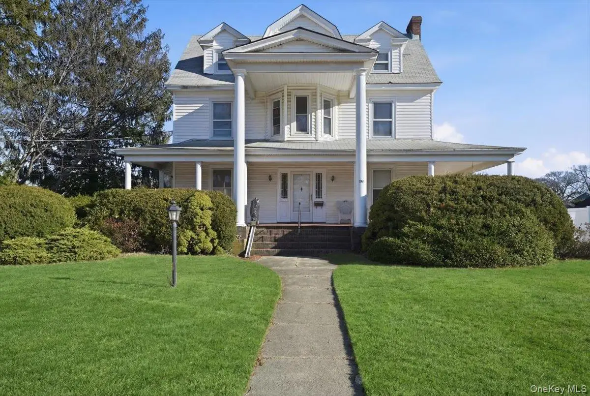 590 Waterview Road, Oceanside, NY 11572 - #1