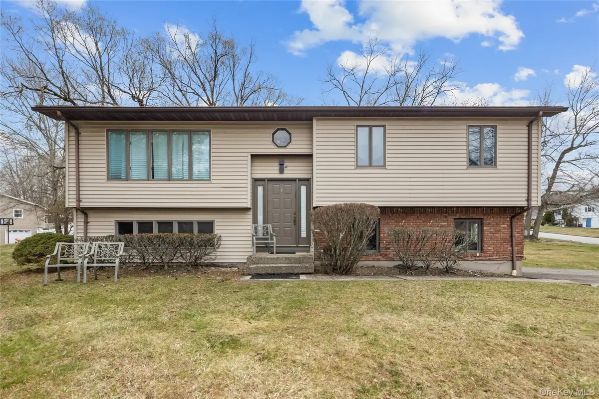 1 Darby Road, Airmont, NY 10952 - #1