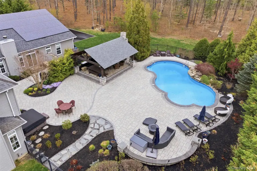 103 Pine Street, Port Jefferson Station, NY 11776 - #2