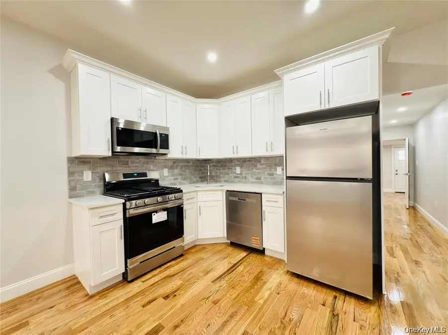 1170 Havemeyer Avenue, Bronx, NY 10461 - #3