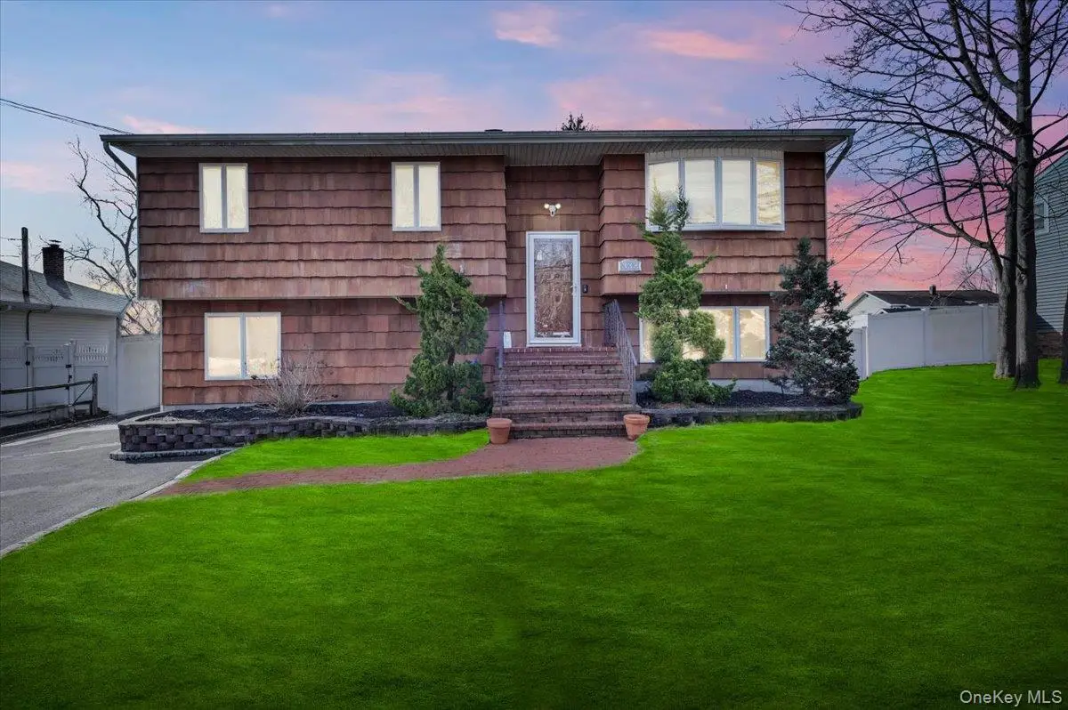 332 Sea Cliff Street, Islip Terrace, NY 11752 - #1