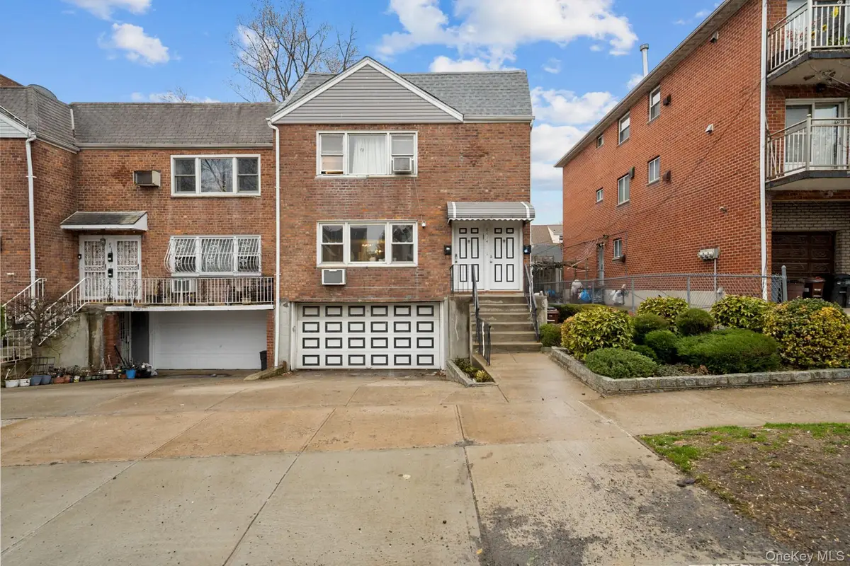 8414 Lefferts Boulevard, Kew Gardens, NY 11415 - #1