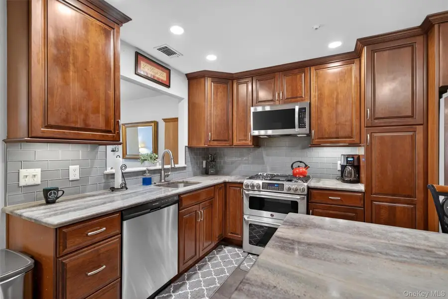 19 Olde Wagon Road, Warwick, NY 10990 - #2