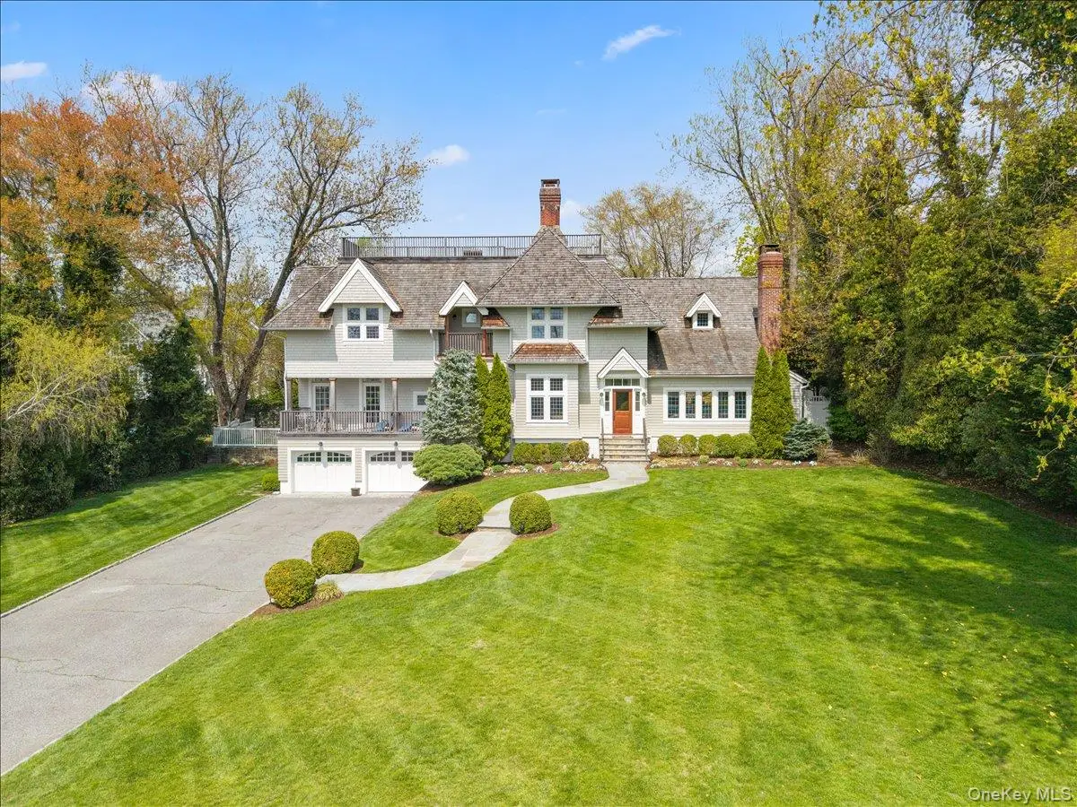 1020 Constable Drive, Mamaroneck, NY 10543 - #1