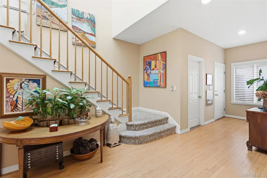 24 Beechwood Way, Briarcliff Manor, NY 10510 - #2