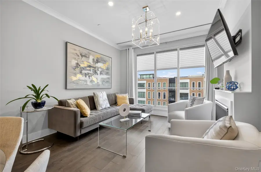 100 Garvies Point Road #1332, Glen Cove, NY 11542 - #3