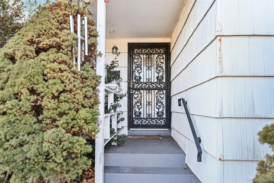 25 Freund Drive, Nanuet, NY 10954 - #3