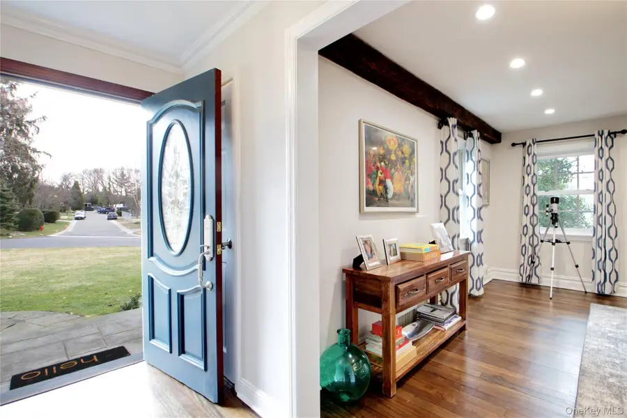 109 Country Club Drive, Port Washington, NY 11050 - #3