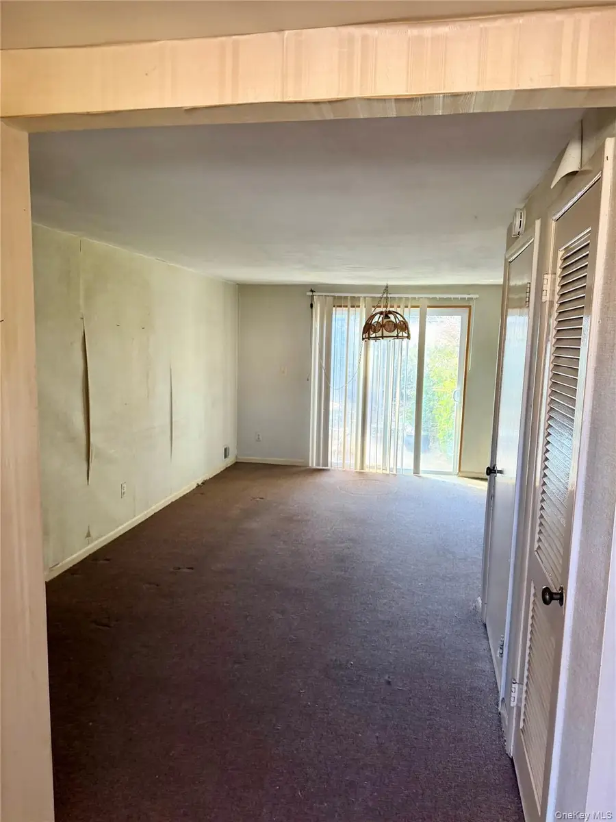 20 Catherine Drive, Selden, NY 11784 - #2