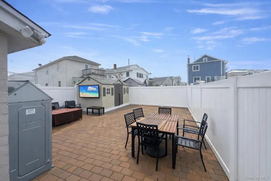 611 West Road, Broad Channel, NY 11693 - #2
