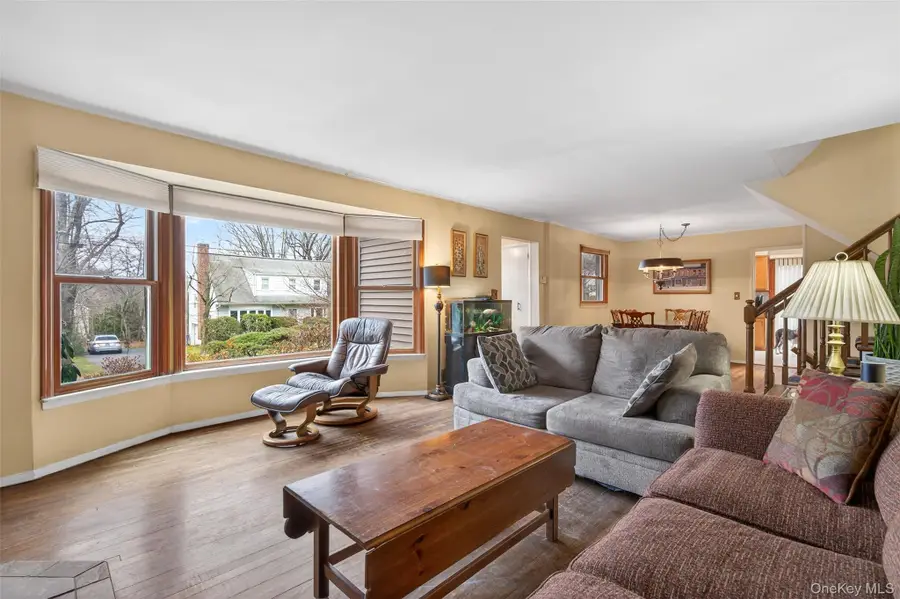 9 Verne Place, Hartsdale, NY 10530 - #3