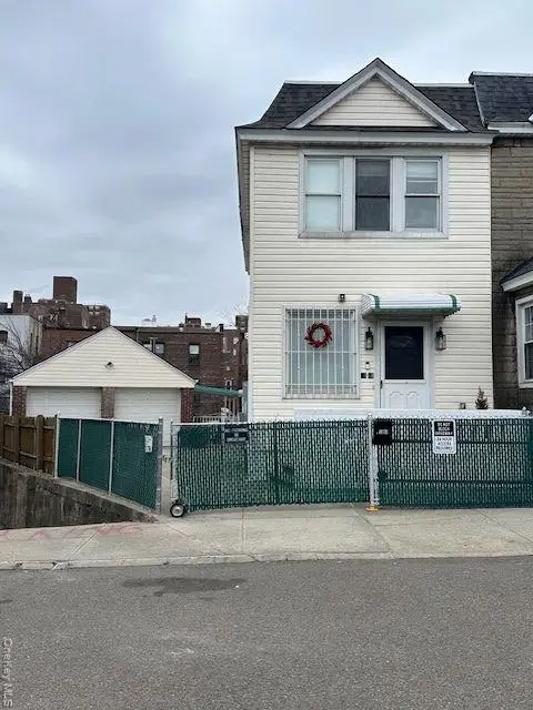 58-68 41st Drive, Woodside, NY 11377