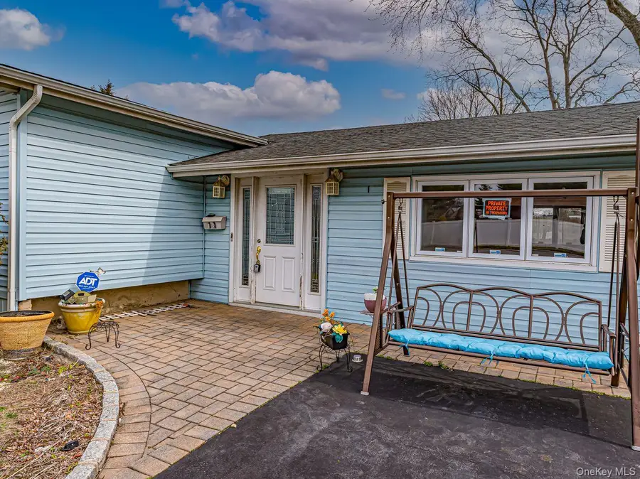 11 Lawrence Road, Deer Park, NY 11729 - #2