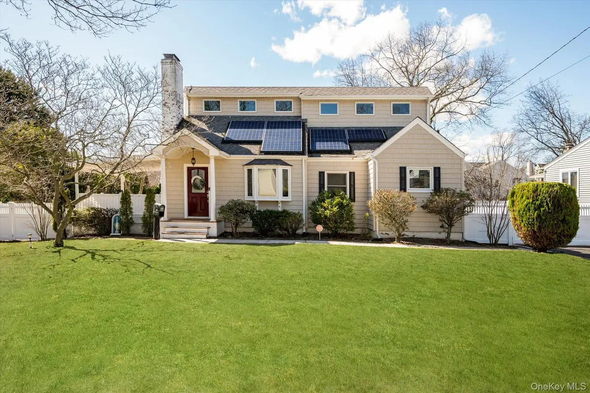 165 Little Whaleneck Road, Merrick, NY 11566 - #1