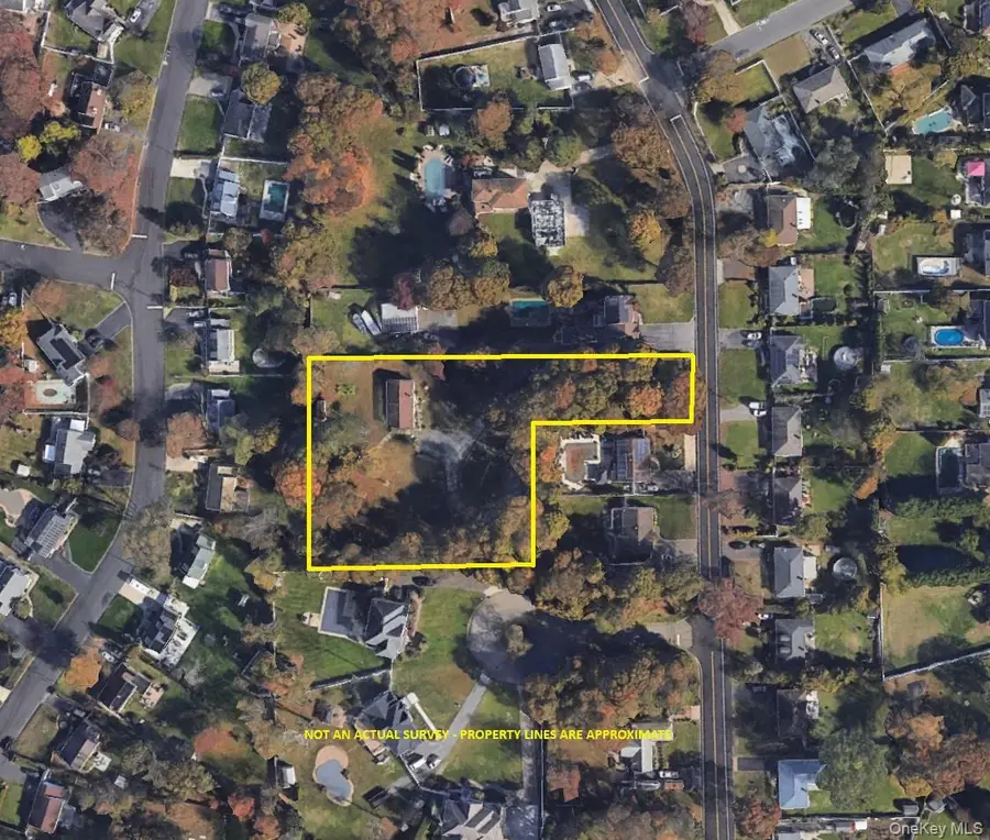 72 Locust Avenue, Oakdale, NY 11769 - #3