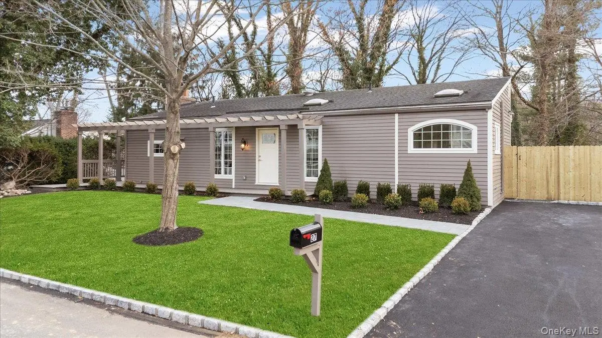 27 Valley Avenue, Locust Valley, NY 11560 - #1