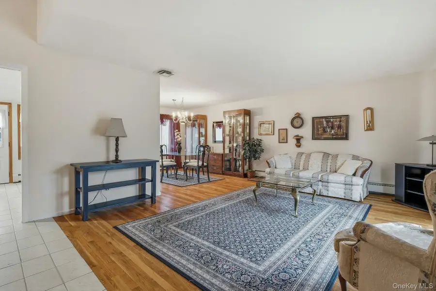 48 Eastfield Lane, Melville, NY 11747 - #2