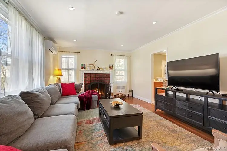 199 South Road, White Plains, NY 10603 - #3