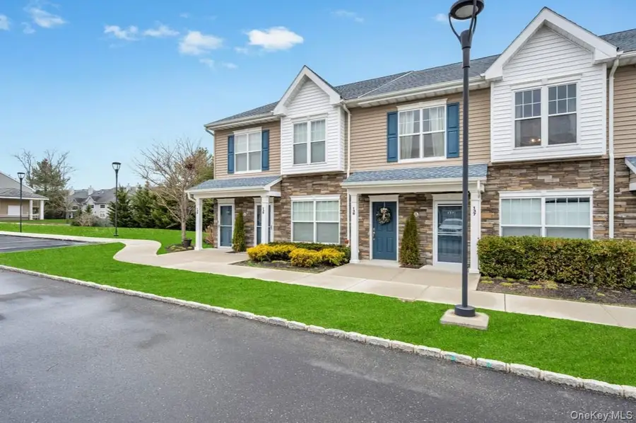 138 Weatherby Lane #138, Central Islip, NY 11722 - #2