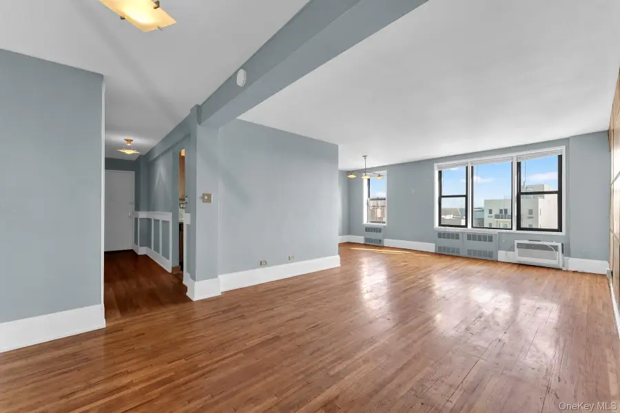 2015 Saint Paul Avenue #6I, Bronx, NY 10461 - #3
